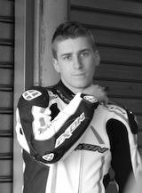 Nans Chevaux, 22 ans, apprenti en Bachelor Marketing & motard de haut niveau