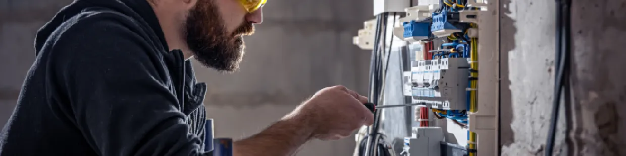 Technicien supérieur en électronique